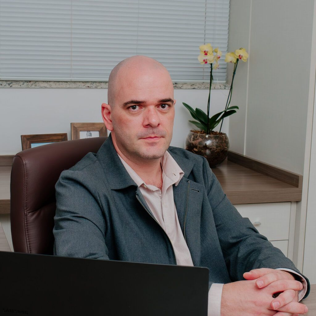 Psiquiatra em Jundiaí Dr Murilo Battistetti Up Mind Psiquiatria Clinica Up Mind